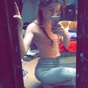 Meet your Posher, Lyndsey